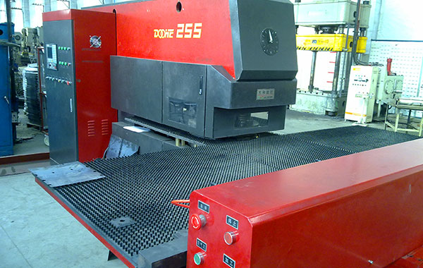 NC-stamping-press